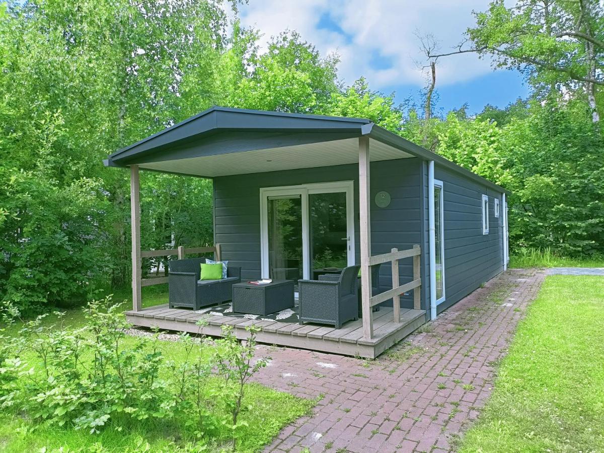 4P Chalet Tolve Met 4 Fietsen Vlakbij Natuurgebieden Drents Friese Wold, Fochteloerveen En Gevangenisdorp Veenhuizen Oosterwolde  Εξωτερικό φωτογραφία