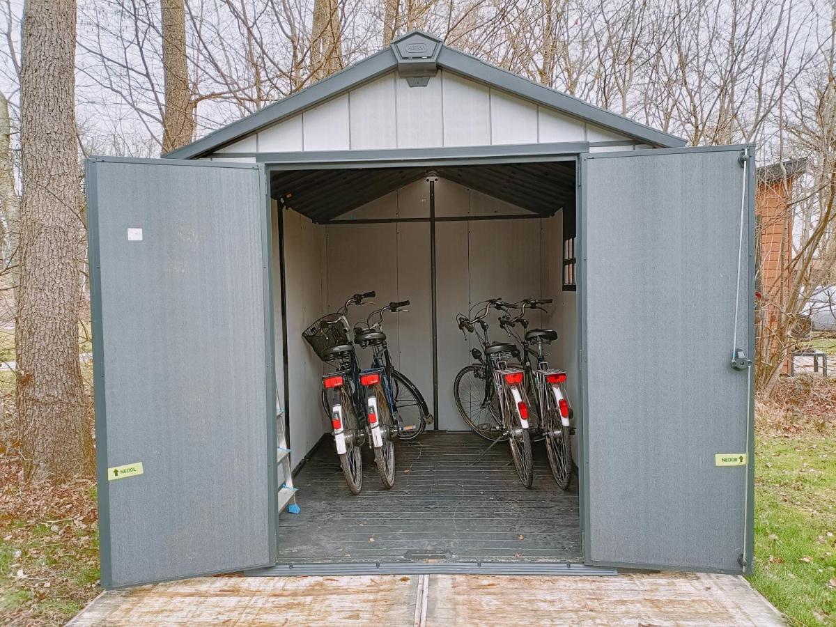 4P Chalet Tolve Met 4 Fietsen Vlakbij Natuurgebieden Drents Friese Wold, Fochteloerveen En Gevangenisdorp Veenhuizen Oosterwolde  Εξωτερικό φωτογραφία